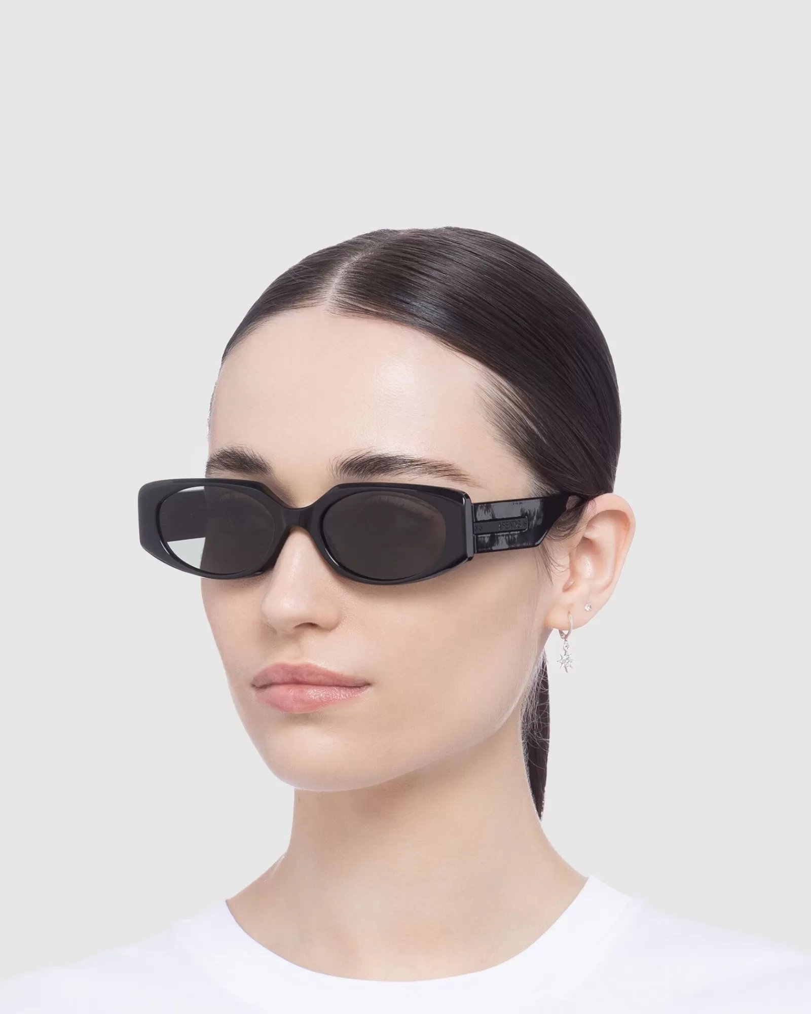 Offerta Lampo! Occhiali da Sole LE SPECS x Afends Modello Persona - Nero Intenso con Design Iconico