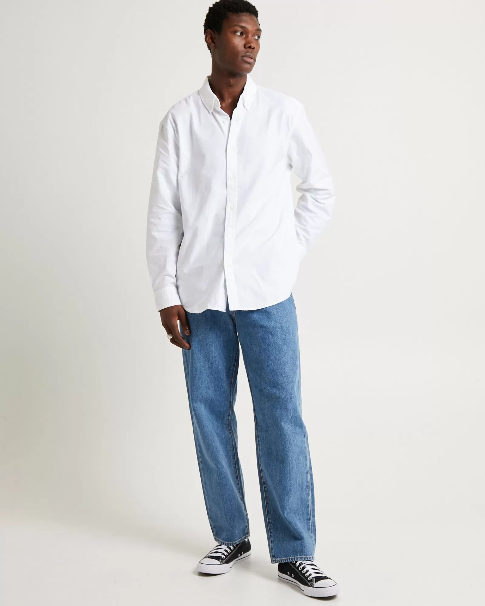 LEVIS Camicia Formale Classica con Bottoni - Manica Lunga in Bianco Puro per Stile Versatile Casual