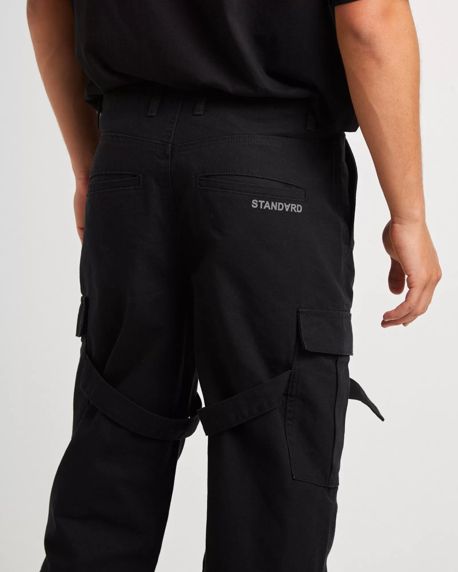 Standard Jean Co. Pantaloni Cargo Chicane Nero - Stile Urbano Unisex con Tasche Funzionali 

(：，，