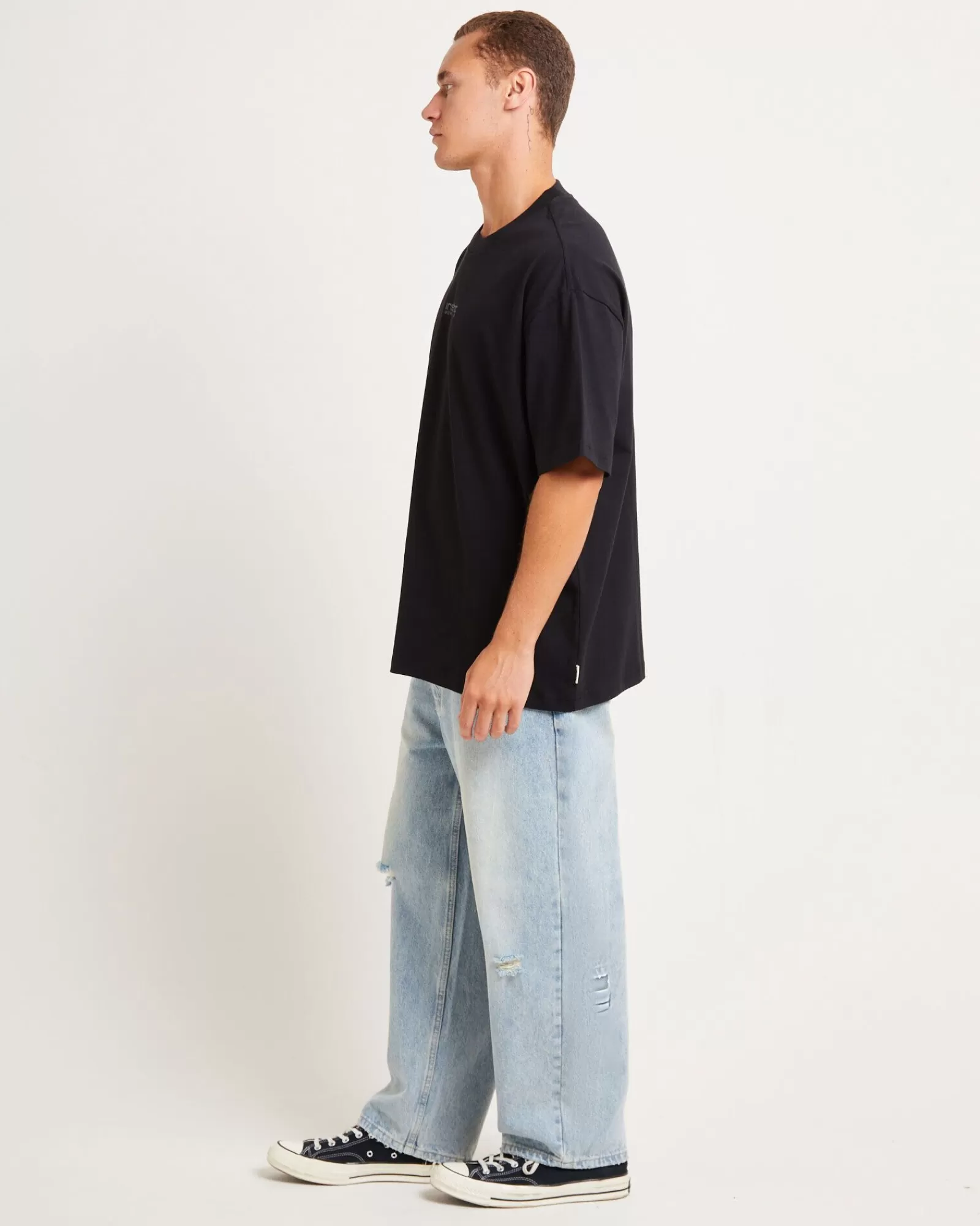 Maglietta Oversize Manica Corta INSIGHT Corp - Taglia Generosa e Confezione Morbida, Offerta Imperdibile!
