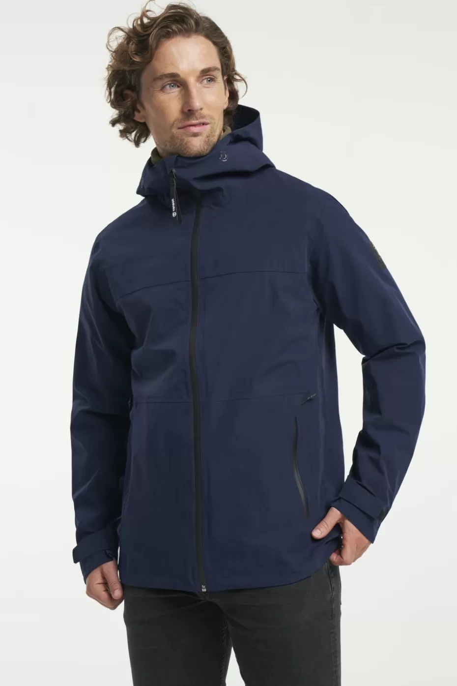 Giacca Impermeabile Tenson Dew Point - Blu Navy in Offerta Imperdibile  
Nuova Giacca Tecnica Antipioggia Tenson con Sconto Esclusivo - Colore Blu Marino  
Impermeabile Leggera Tenson Dew Point in Promozione - Modello Blu Blazer  
Offerta Limitata: Giacca Shell Tenson Dew Point - Design Blu Navy Sportivo  
Giacca da Pioggia Tenson Dew Point - Versione Compatta in Blu Scuro con Sconto Flash