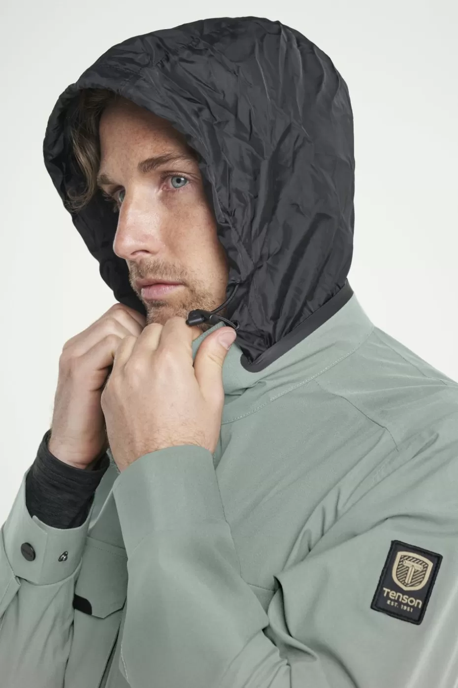 Giacca Impermeabile Tenson Fargo Uomo - Verde Grigio, Leggera e Pratica per Escursioni All'Aperto