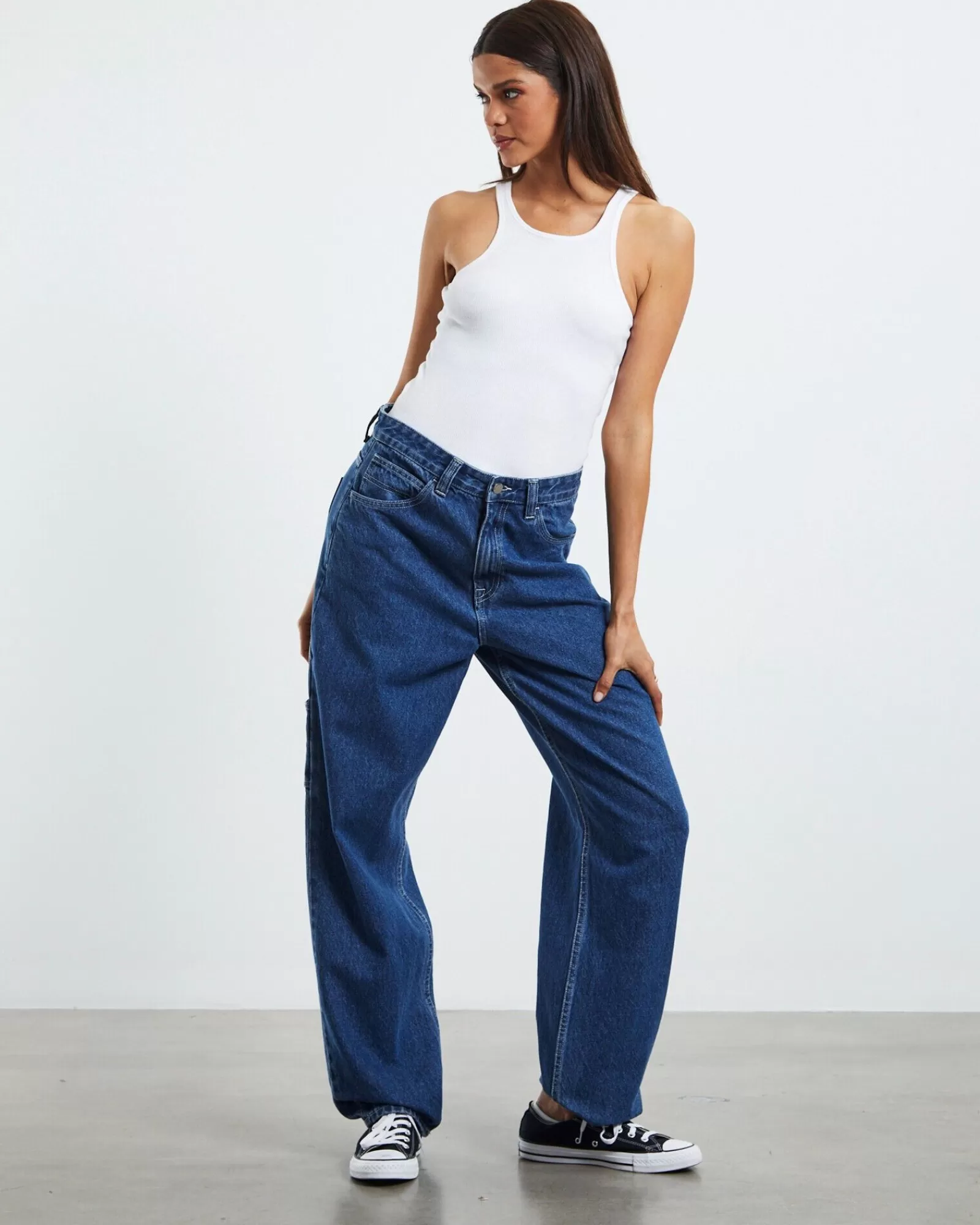 DR DENIM Jeans Faye Lavoro - Grigio Pietra Medio  
Comodi pantaloni da lavoro con design moderno  
Prezzo speciale - Disponibilità immediata