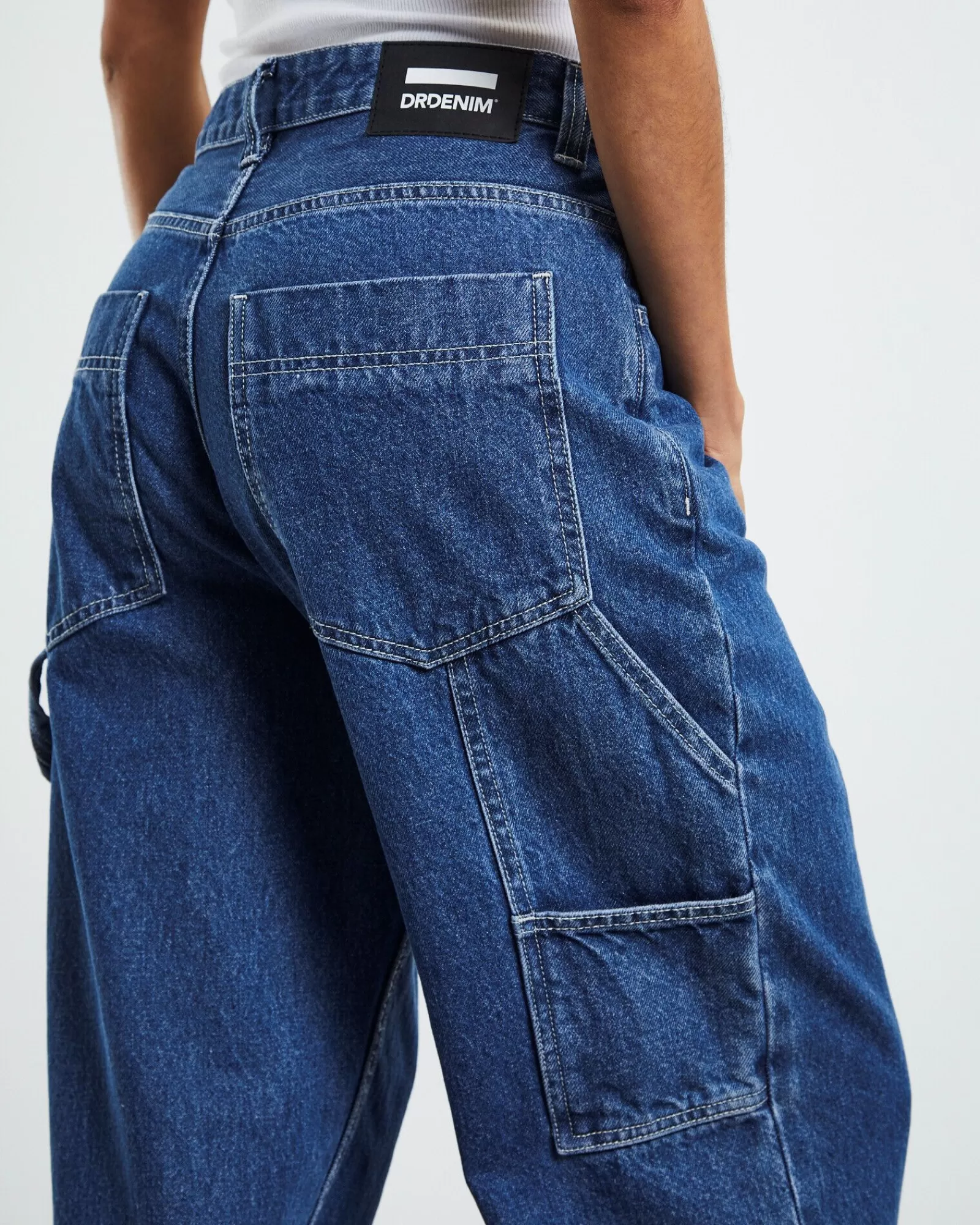 DR DENIM Jeans Faye Lavoro - Grigio Pietra Medio  
Comodi pantaloni da lavoro con design moderno  
Prezzo speciale - Disponibilità immediata