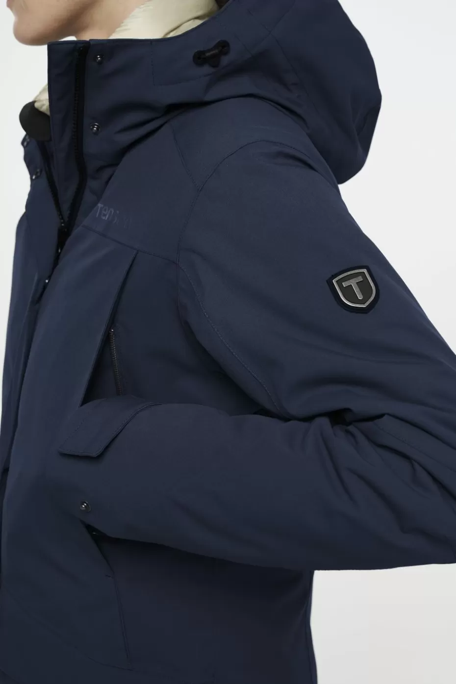 Offerta Lampo: Giacca Impermeabile Tenson Hera in Blu Notte - Acquista Subito con Sconto Esclusivo!