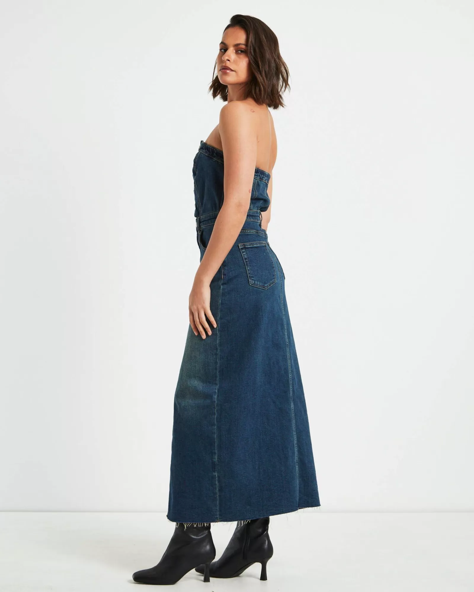 Abito Midigonna Denim Howdy in Blu Antico - Offerta Lampo Stile Casual Chic con Tonalità Vintage
