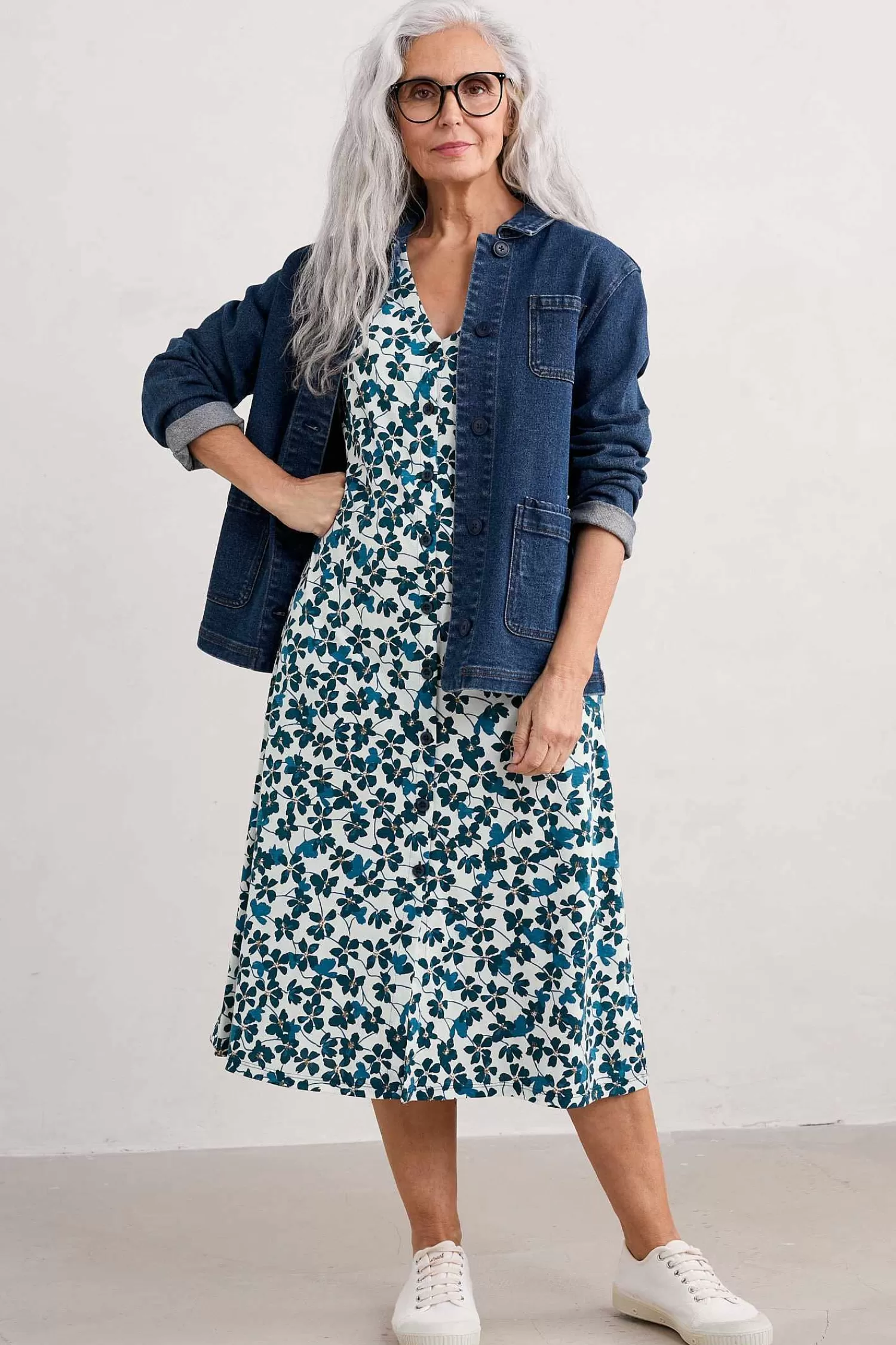 Abito da Tè Lilian con Ricami Floreali - Eleganza Costiera in Stile Cornwall per Donna