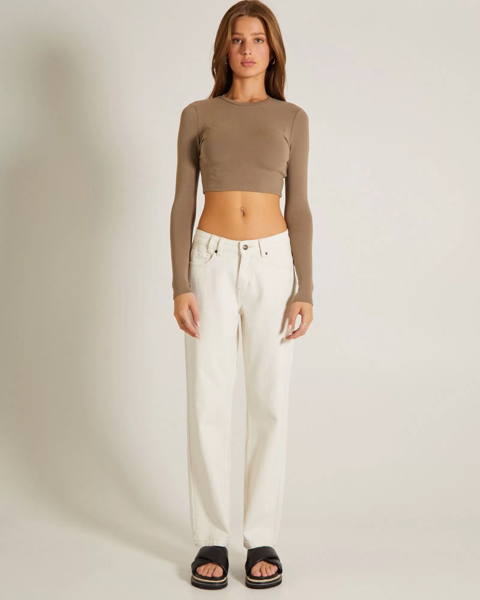 Maglia Lunga Essentials di General Pants Co. - Top Crop in Edizione Limitata per Look Casual-Chic