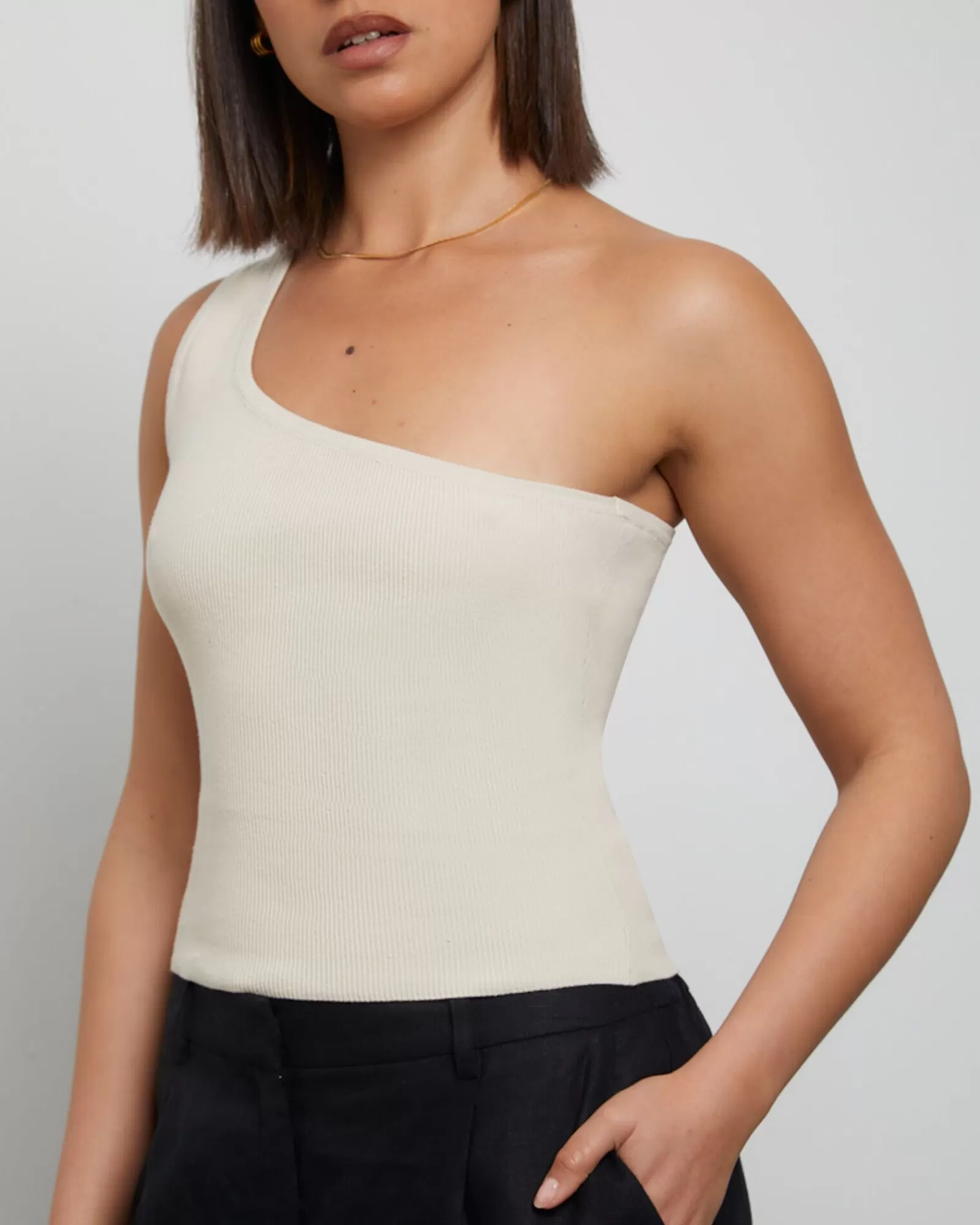 GPC Basics – Top Monospalla in Maglia Premium con Rifiniture Vintage, Colore Grigio Antico – Edizione Limitata