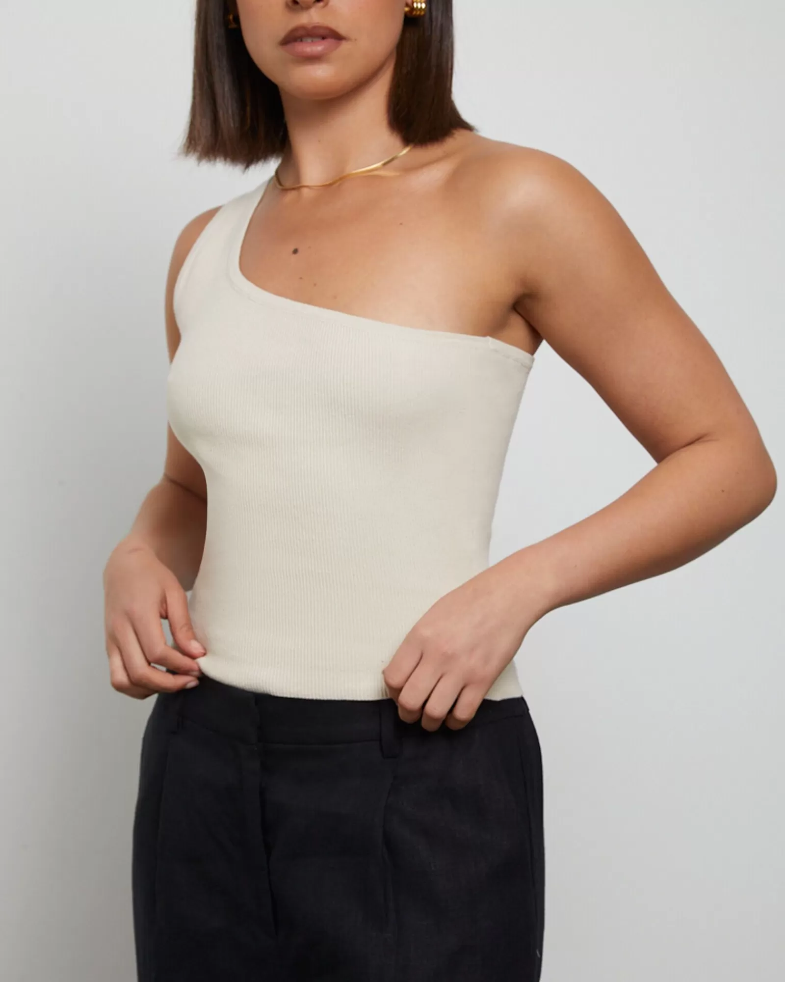 GPC Basics – Top Monospalla in Maglia Premium con Rifiniture Vintage, Colore Grigio Antico – Edizione Limitata