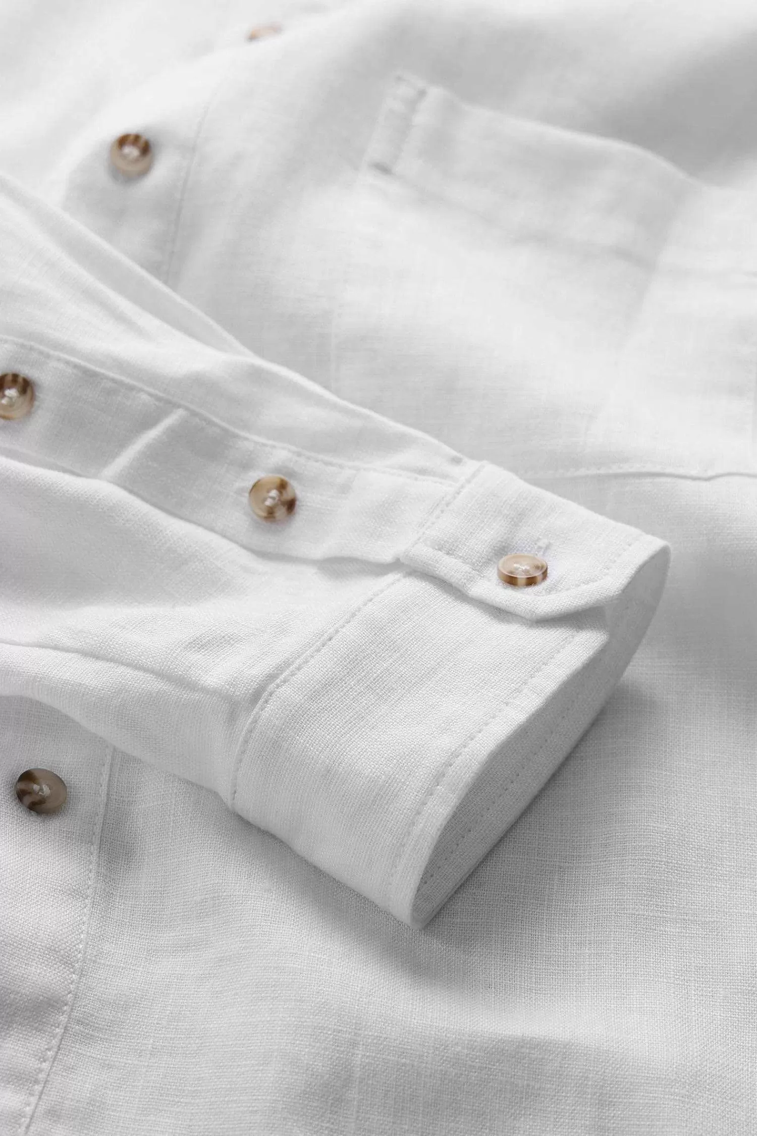 SEASALT CORNWALL - Camicia Uomo in Lino Premium con Design Esclusivo, Stile Costiero per Estate 2024 - Tocco Artigianale Cornovagliese - Abbigliamento Casual Confortevole e Leggera