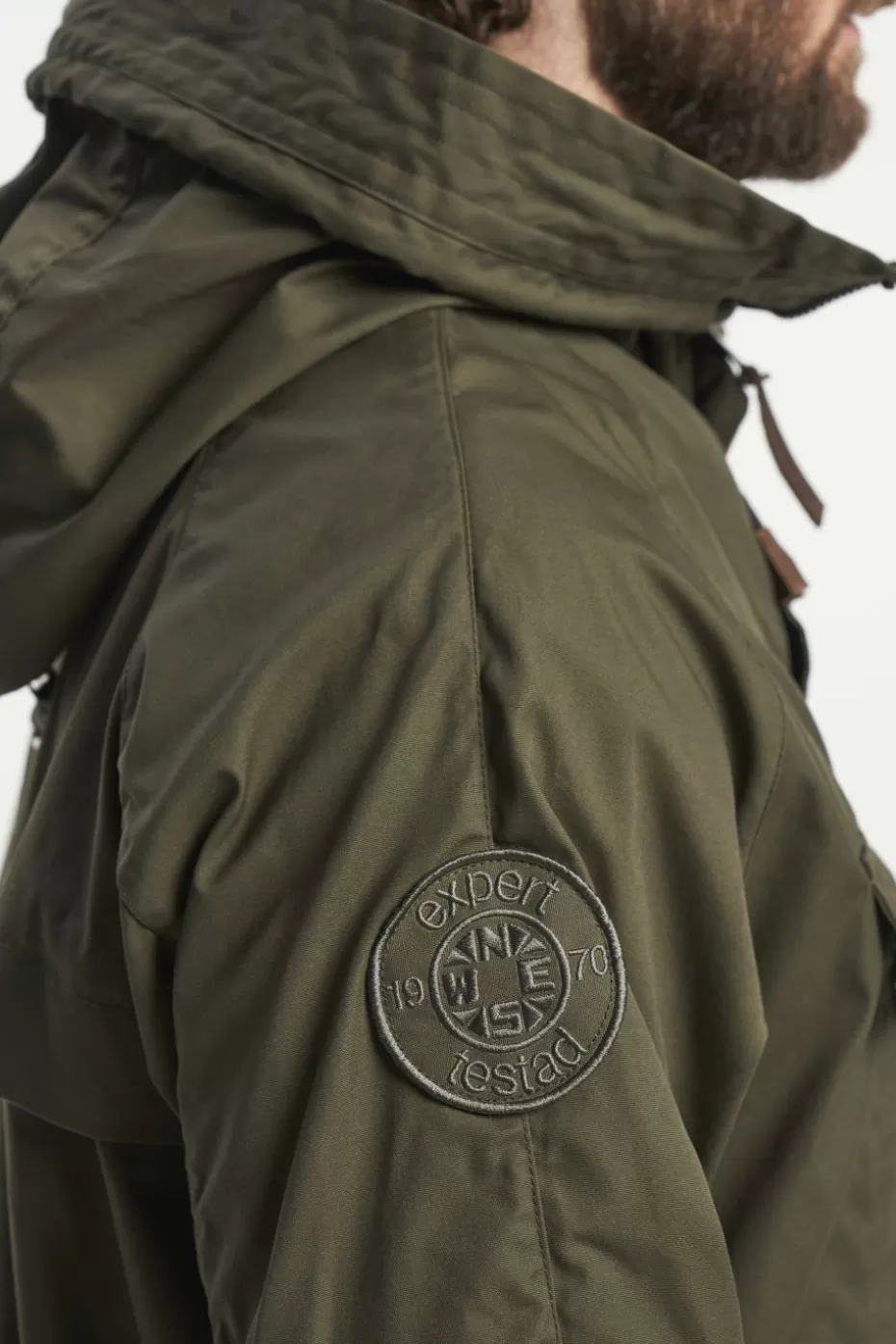 Promozione Giacca Impermeabile Tenson Unisex Mod. 55 - Trekking Montano in Colore Foglia di Vite