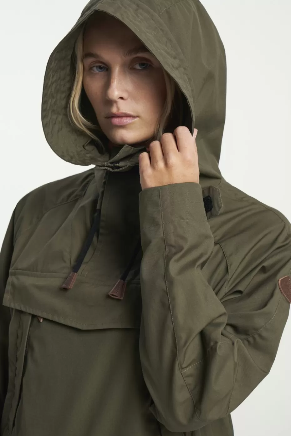 Promozione Giacca Impermeabile Tenson Unisex Mod. 55 - Trekking Montano in Colore Foglia di Vite