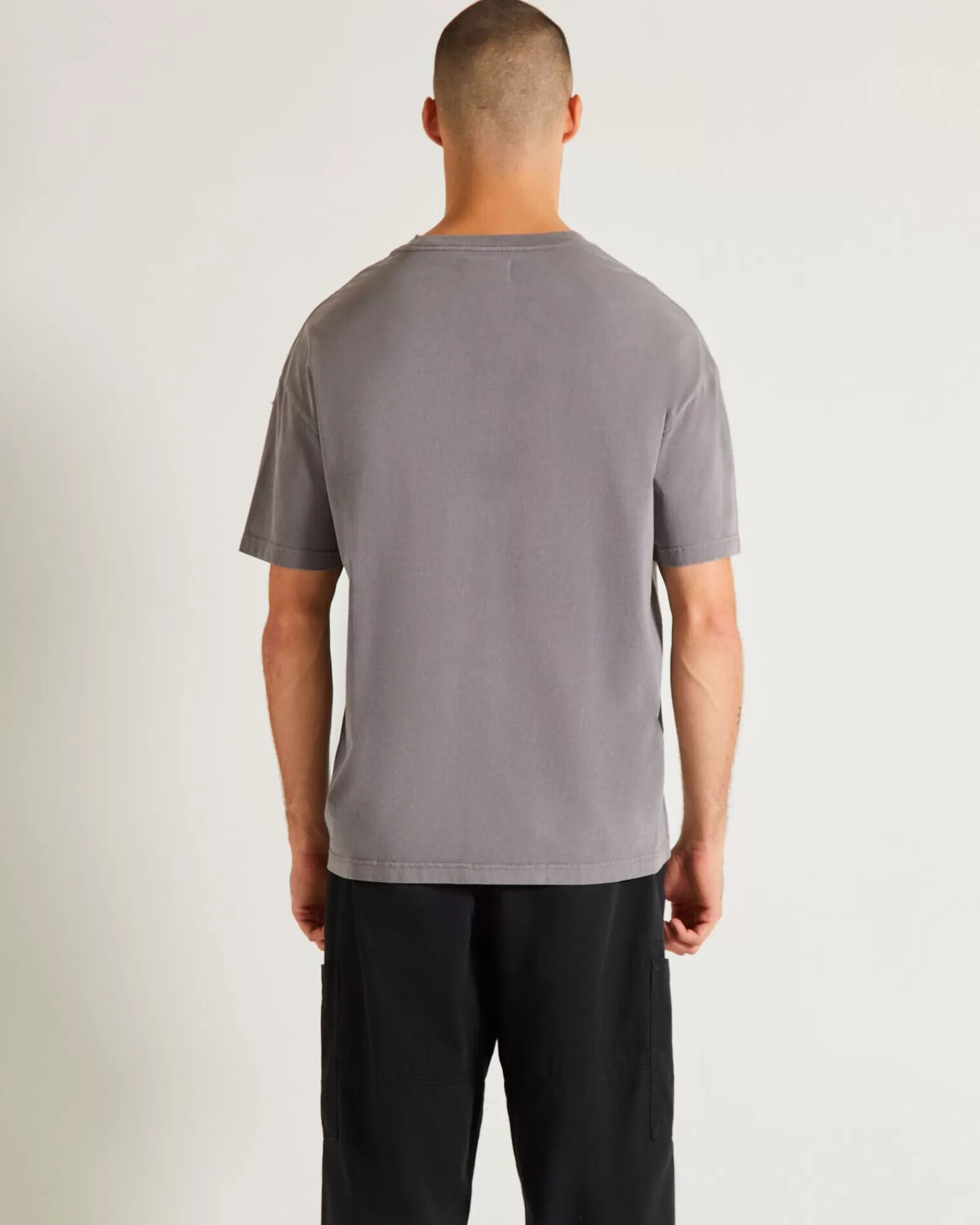 Maglietta Vintage Originale General Pants Co. - Grigio Antracite con Stile Iconico 

(Offerta Esclusiva) T-Shirt Unisex in Cotone Lavato - Linea Essentials con Confezione Comoda