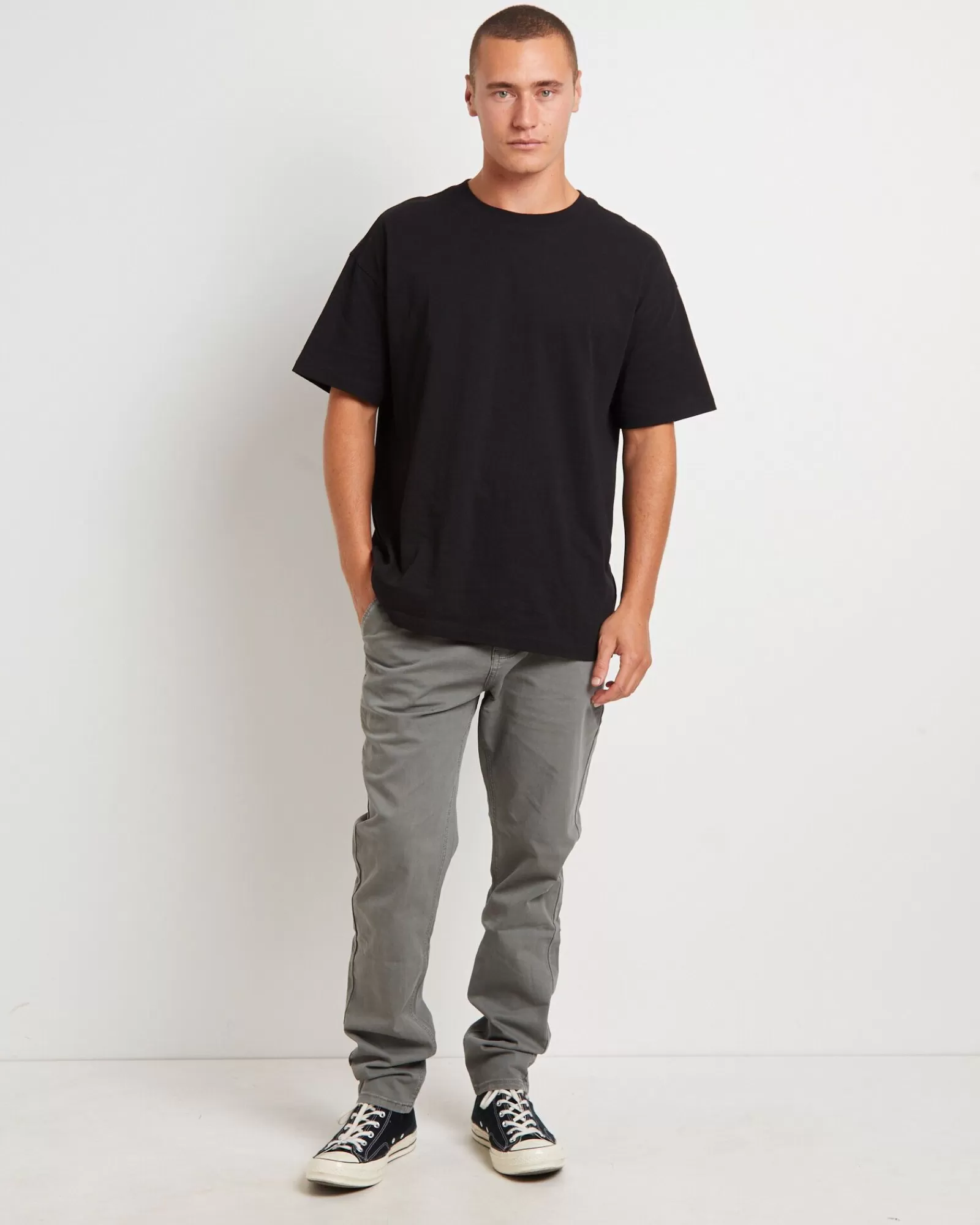 Promo Imperdibile: Pantaloni Chino Preston ARVUST in Grigio Cenere

(: Limited Edition - Pantaloni Uomo ARVUST Preston Grigio Medio con Sconto Flash)