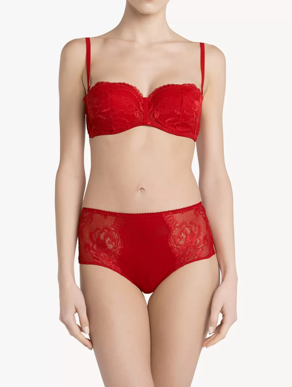 Reggiseno Elegante a Fascia con Pizzo e Ferretto Integrato - Design Confortevole e Supporto Ottimale