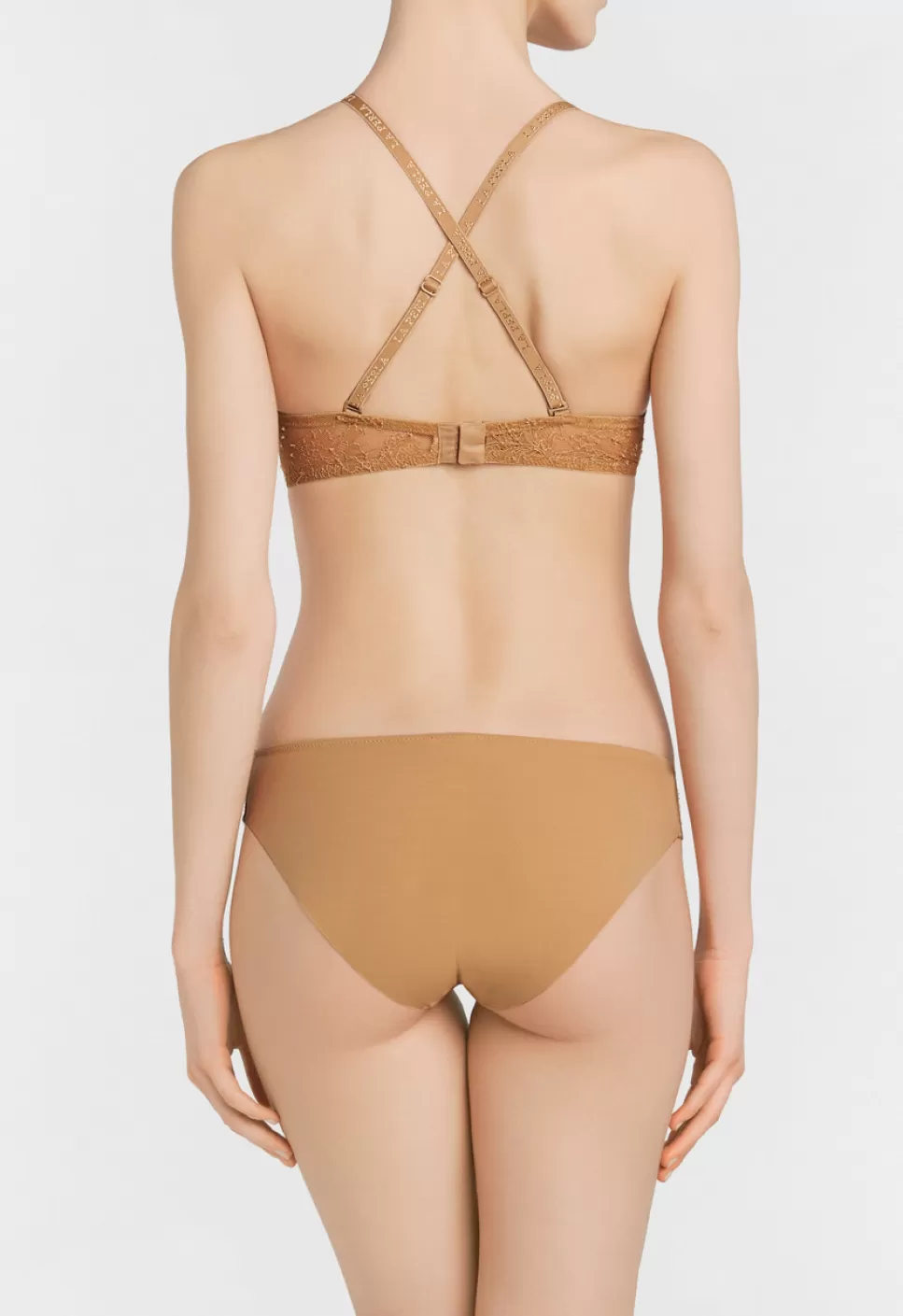 Sexy Reggiseno Con Ferretto Integrato in Lycra® Nude - Pizzo Chantilly e Design Ultraleggero | Intimo Modellante e Discreto 

（：，，，