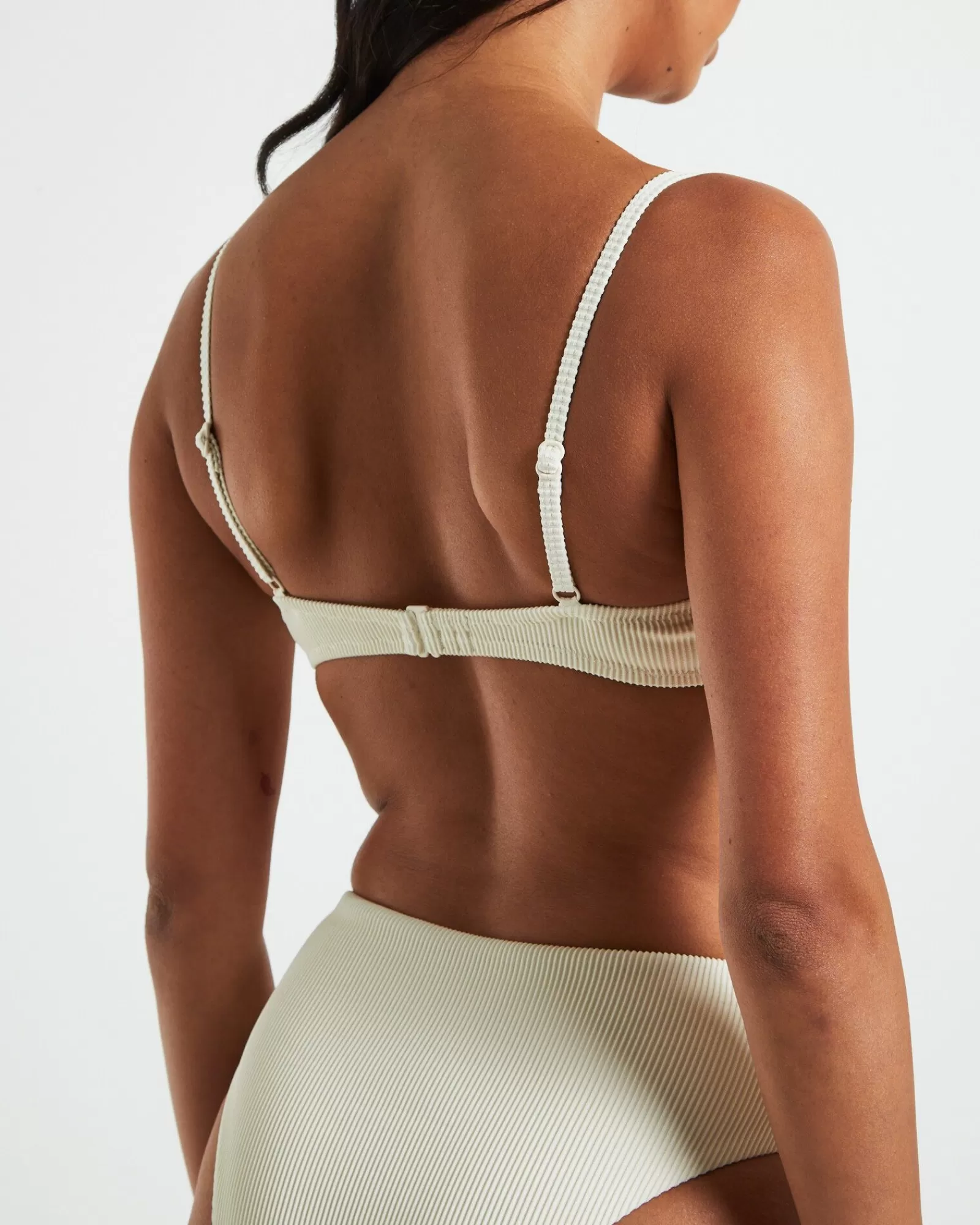 Reggiseno Bikini con Scollo a Coste e Ferretto - Bianco Mandorla | Offerta Imperdibile per Estate