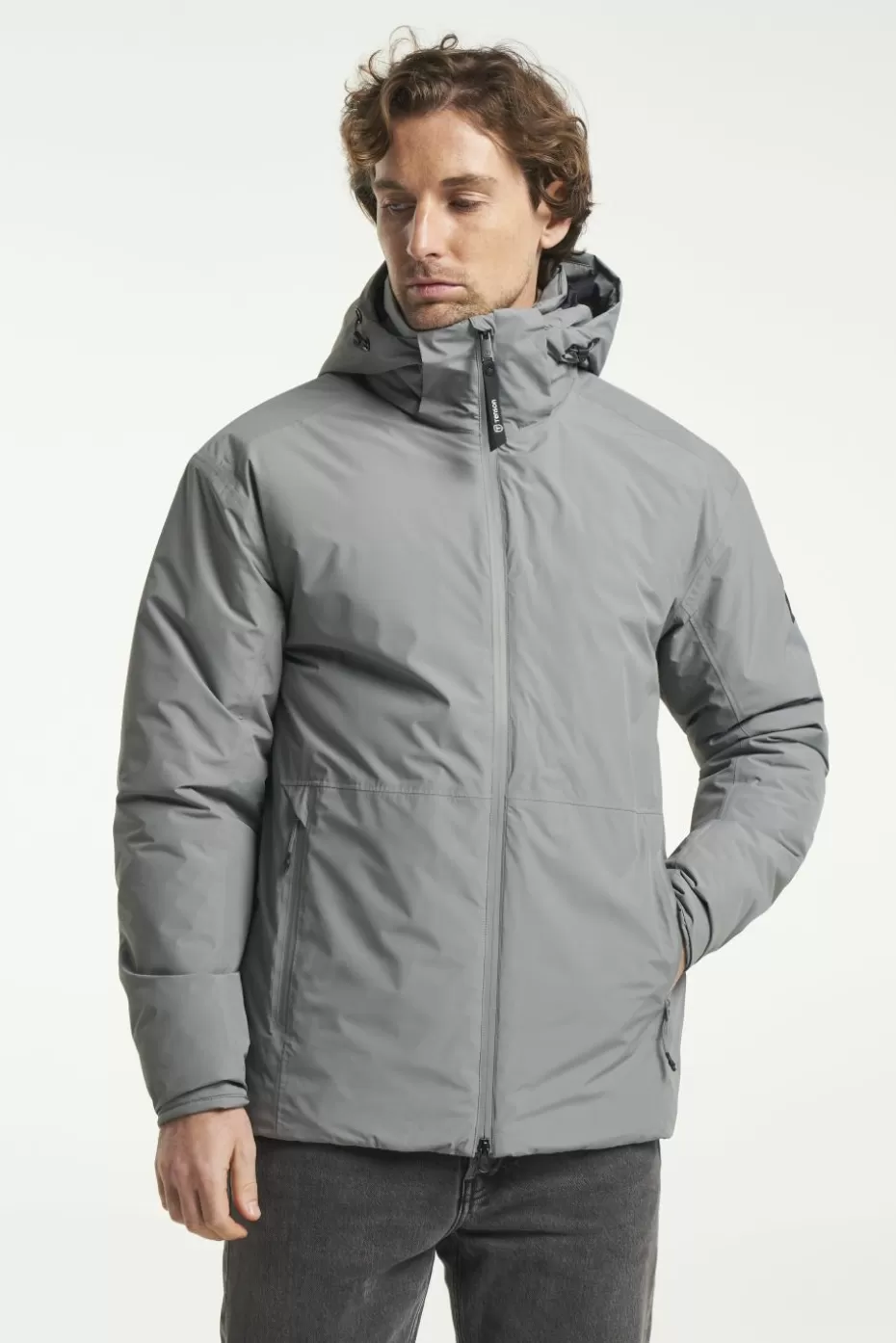 Giacche Tenson Shift Ultraleggere in Verde Salvia – Design Pratico e Conforto Garantito