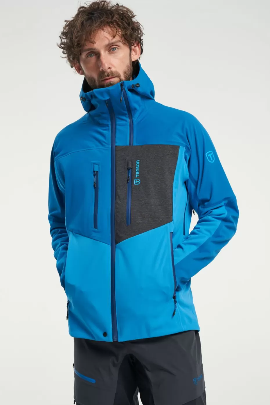 Giacca Softshell Tenson per Sci Alpinismo - Blu Elettrico con Tecnologia Antivento (Offerta Imperdibile)