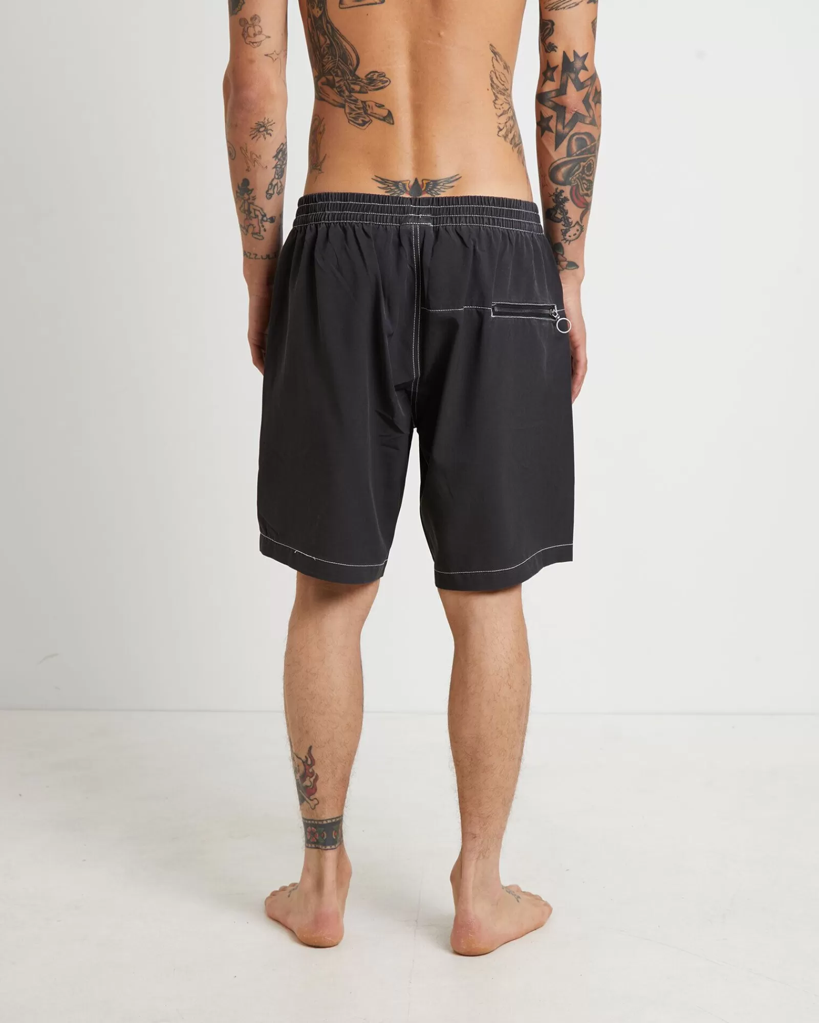 FORMER Swan Shorts da Surf Largo per Uomo - Nero, Comodi e Convenienti