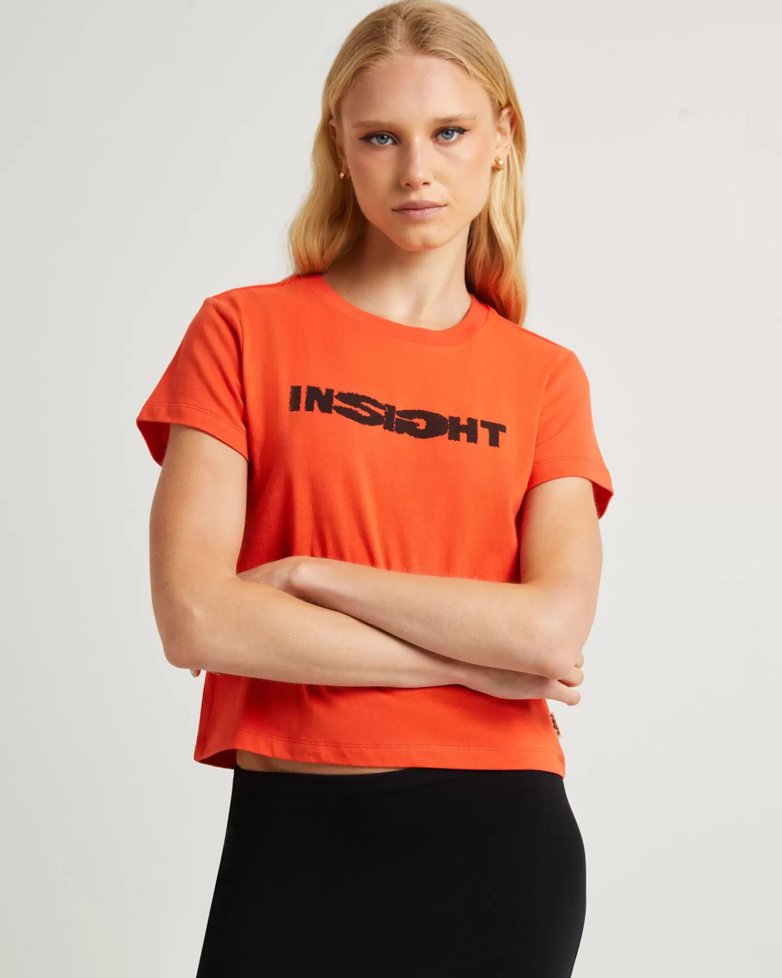 Maglietta Corta Sweetheart con Stampa Insight - Design Esclusivo in Offerta Estate 2024