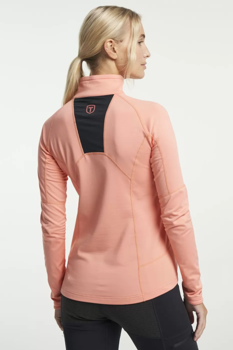 Tenson TXlite Ultraleggero: Giubbotto Mezza Zip con Riflessi Guava - Offerta Stagionale Imperdibile!