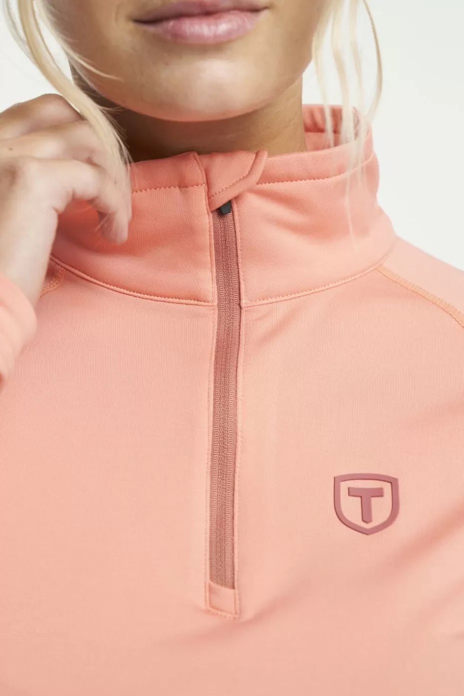Tenson TXlite Ultraleggero: Giubbotto Mezza Zip con Riflessi Guava - Offerta Stagionale Imperdibile!