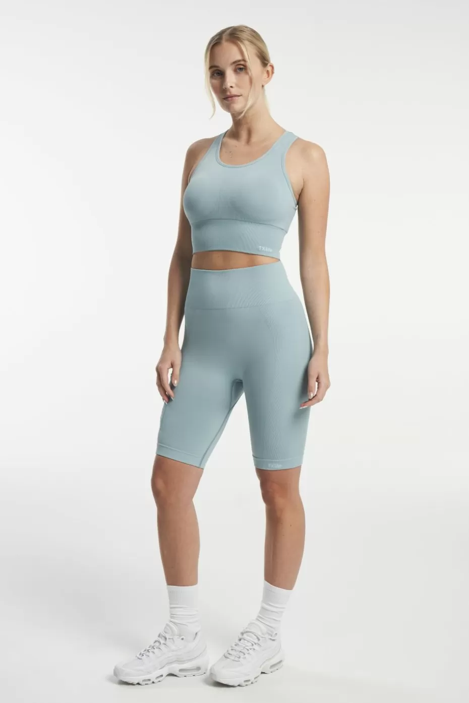 Tenson TXlite Pantaloncini Sportivi Senza Cuciture - Blu Pietra, Leggeri e Traspiranti