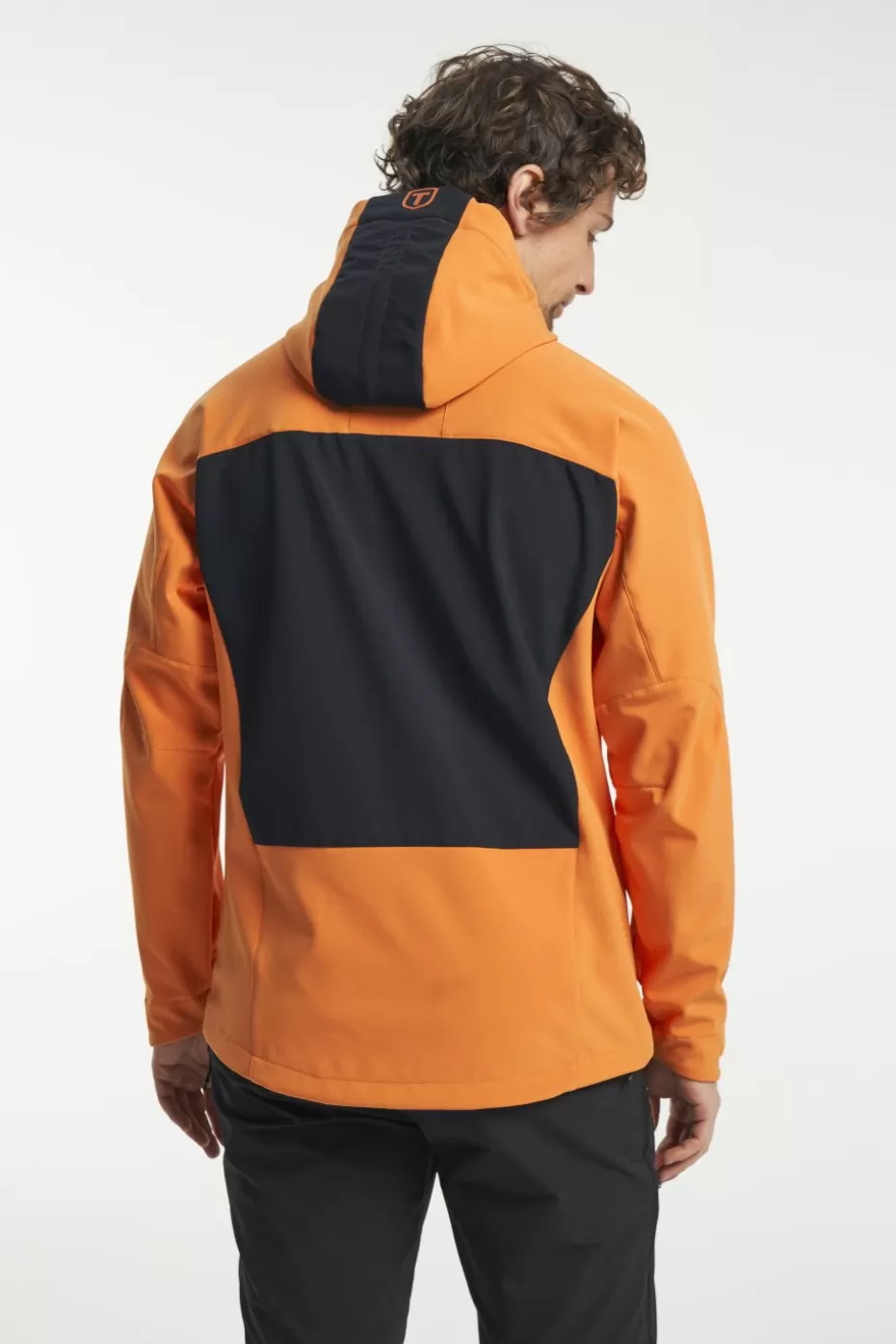 Tenson Giacca Softshell TXlite Impermeabile con Cappuccio - Colore Borgogna Luminoso in Offerta